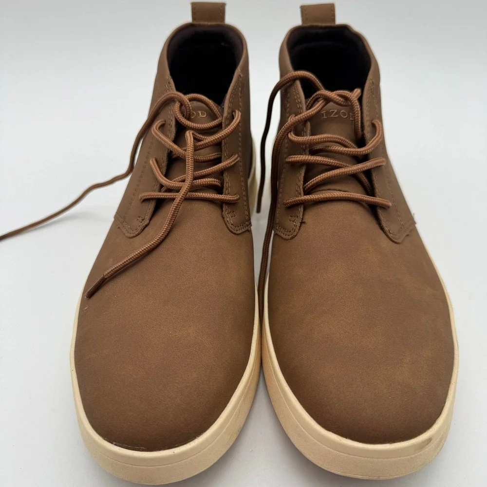 IZOD Palmer Brown Chukka Boots Men's‎ Size 9 New With Box